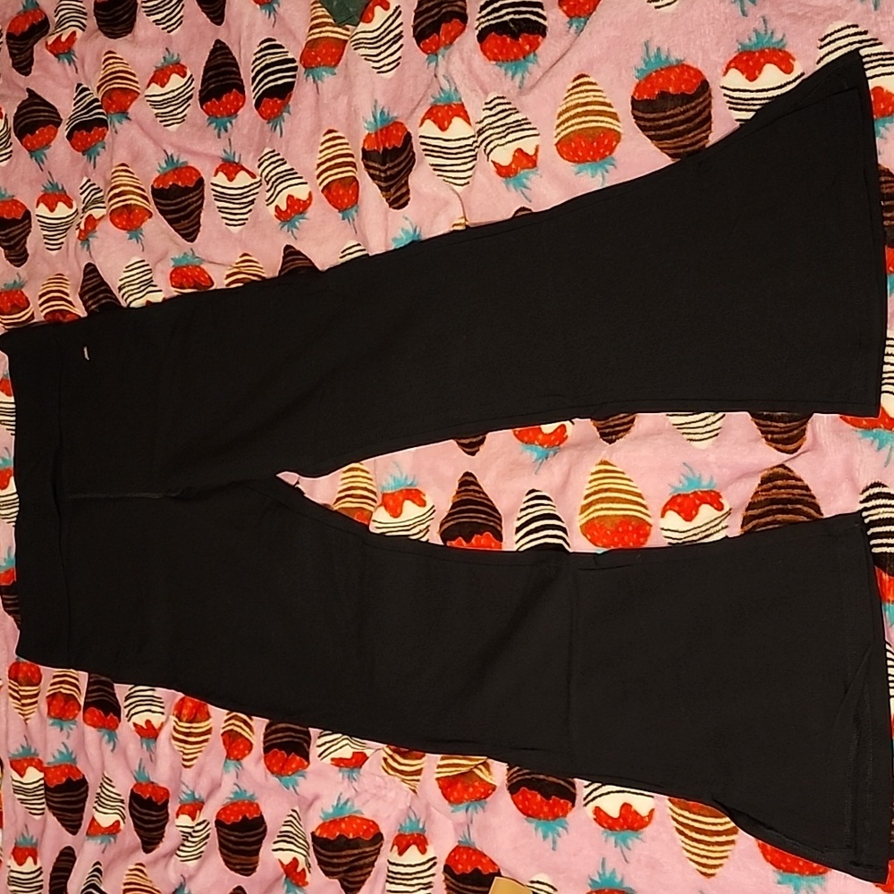 PINK Flare Leggings - Picture 5 of 6